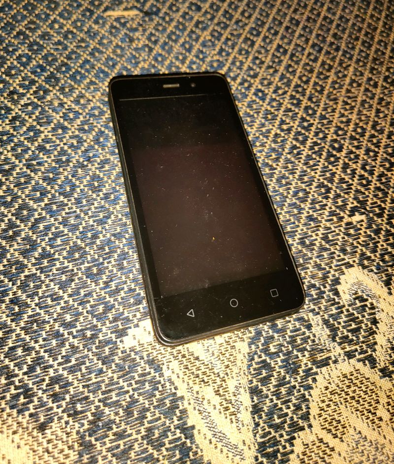 Jio Lyf 4g Phone Buttery Remove Good condition