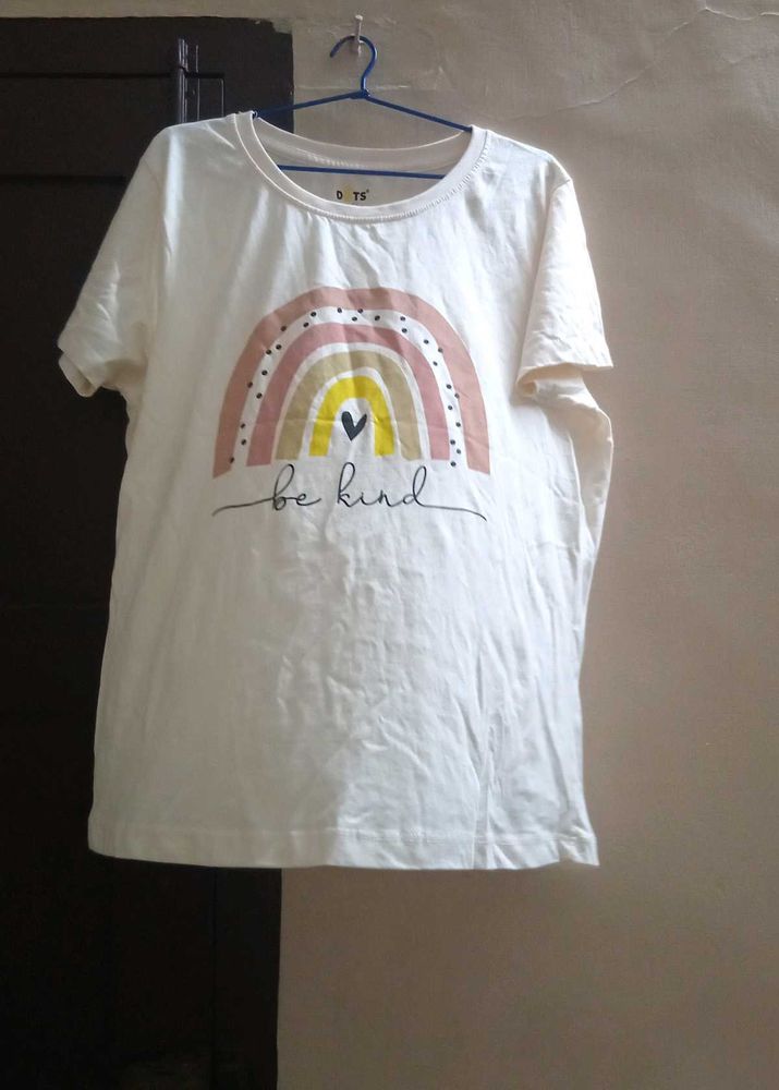 Cute 'Be Kind' Graphic Tee