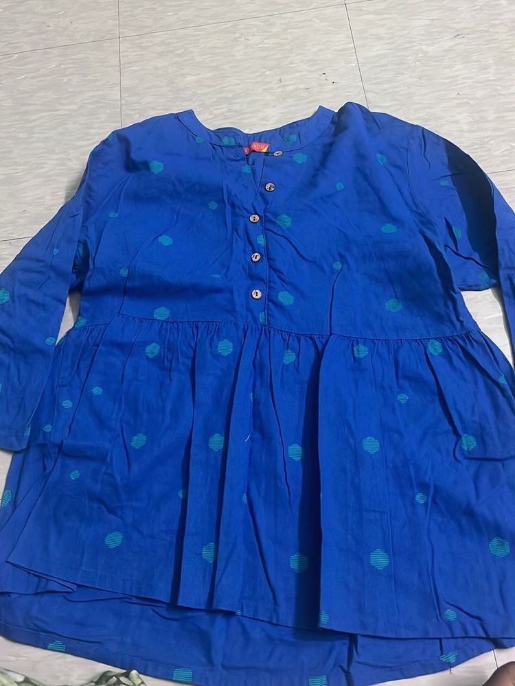 Nice office wear blue top