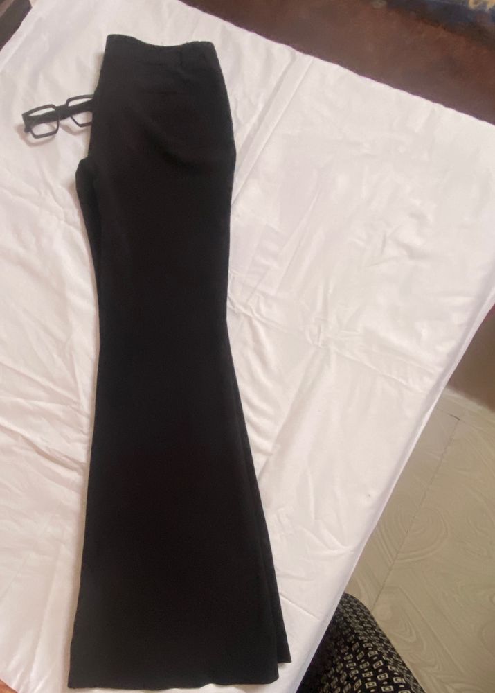 black long pant