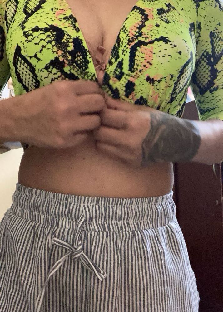 Price Drop ‼️Brand ASOS Sexy Bikini Tie Up Top