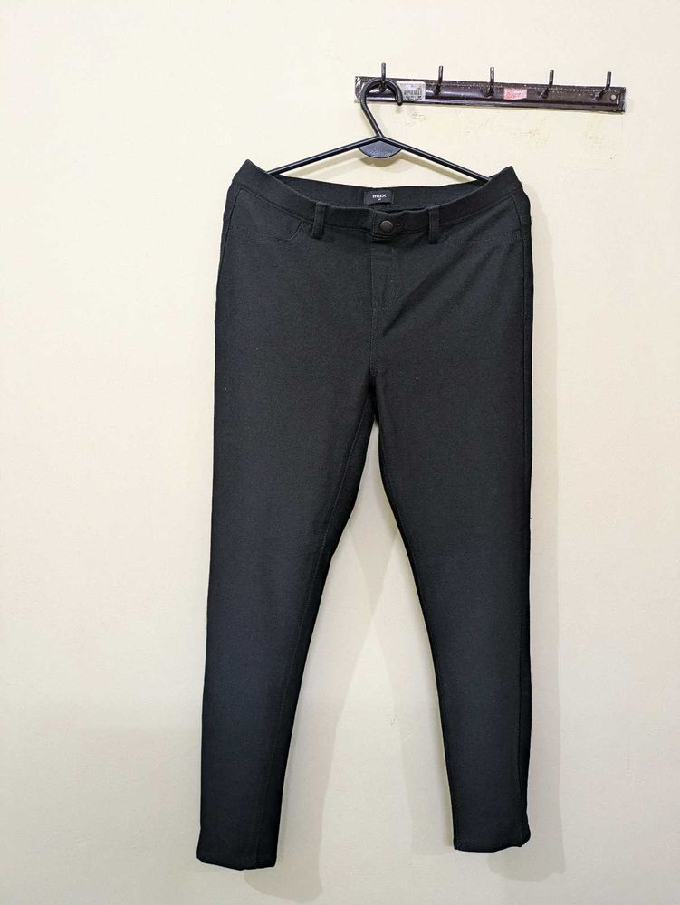 MAX Stylish Stretchable Jeggins For Women