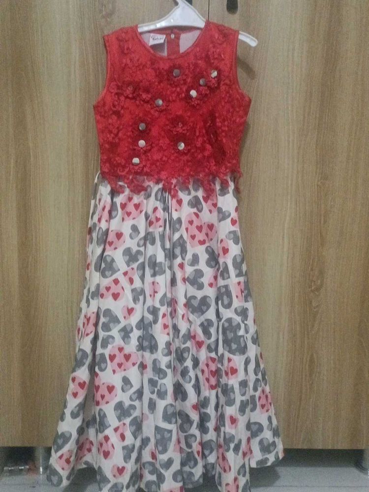 Girl&#39;s Red Heart Print Dress
