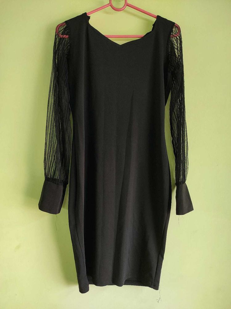 Black Bodycon Dress