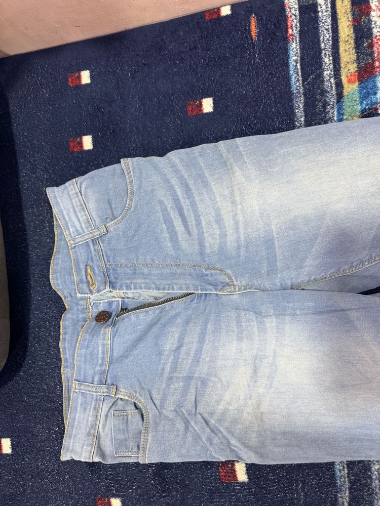 Light Wash Denim Jeans