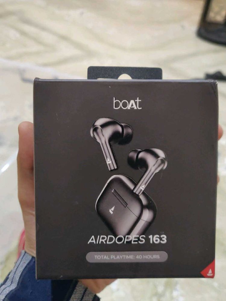 Boat Airdopes 163