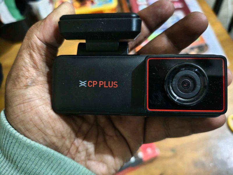 🚗 CP PLUS Car Dashcam – Like New, Big Savings!
