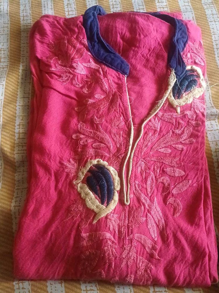 COMBO OF 2 EMBROIDERD KURTIS.