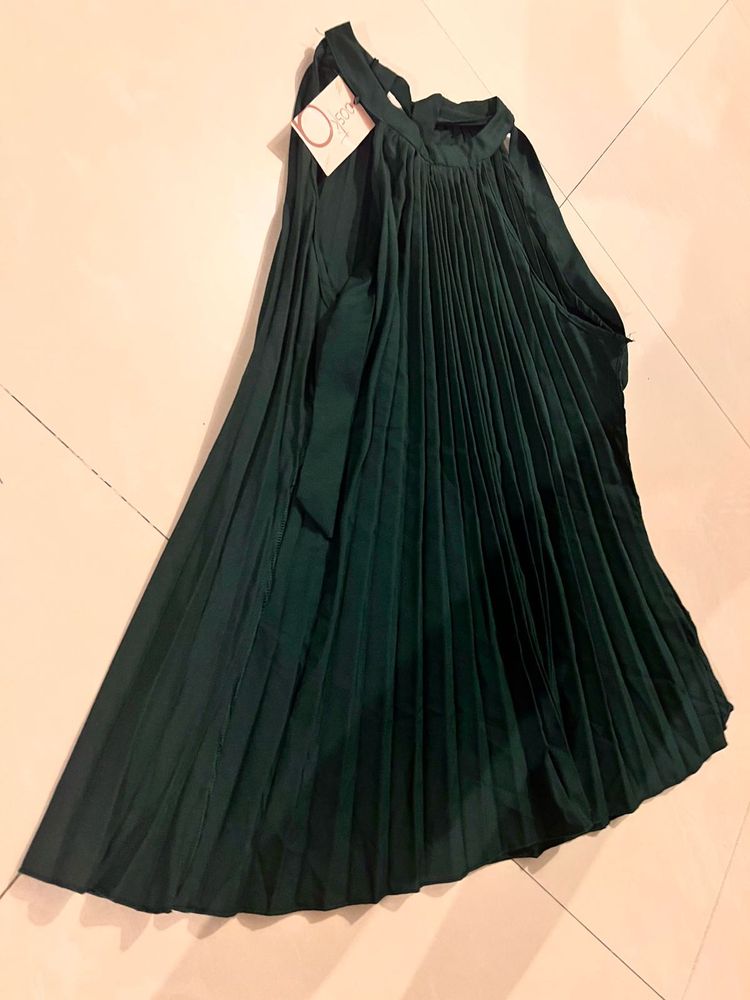 Green Elegant Top