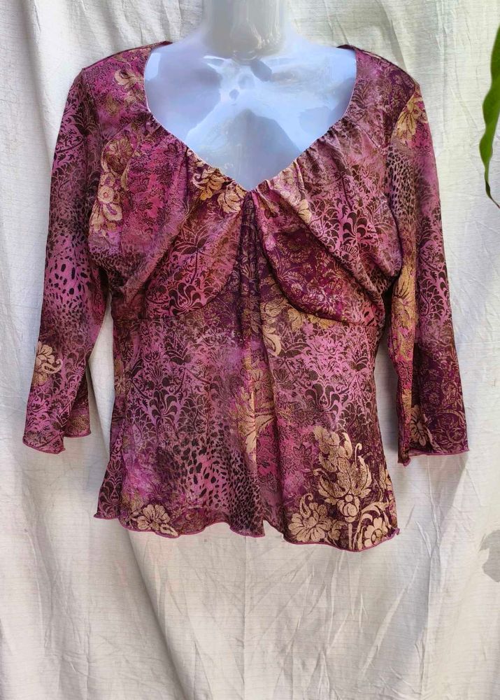 2856. CUTE TOP