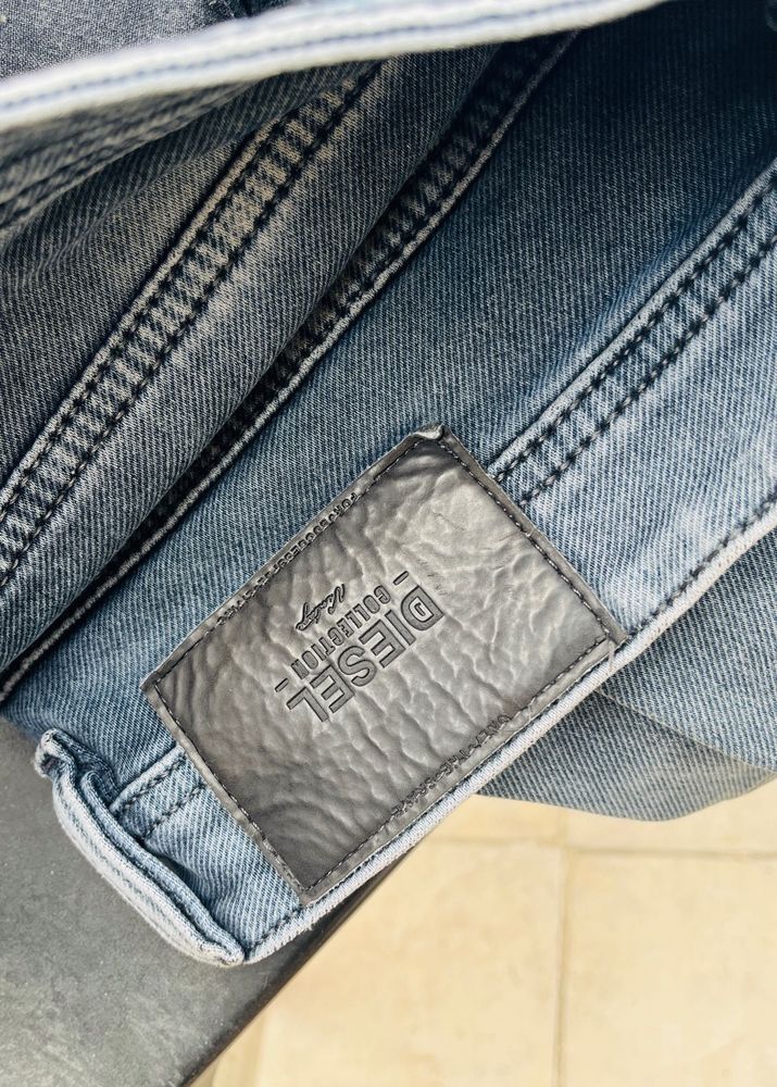stylish blue jeans for men