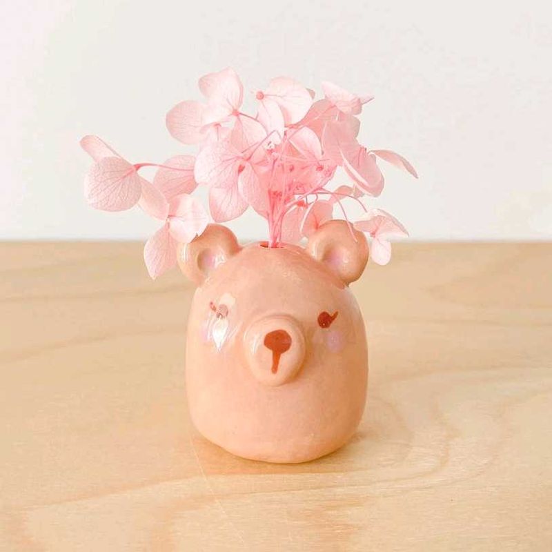 🌸 Mini Bear Vase 🐻