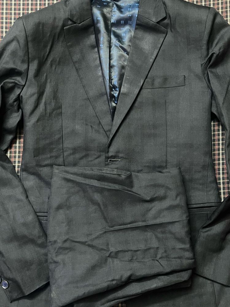 Men&#39;s Suit &amp; Blazer And Puma Lower