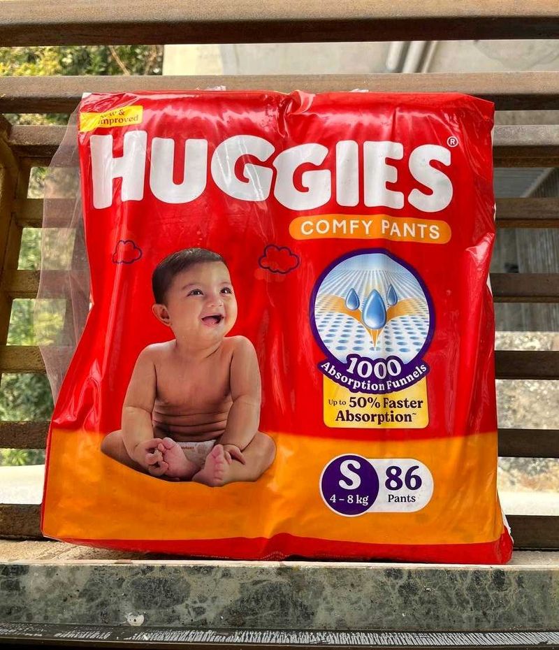 Huggies Baby Diapers S Size, 86 Count