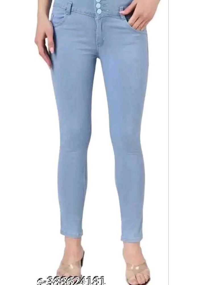 Stylish White Skinny Fit Jeans for Women