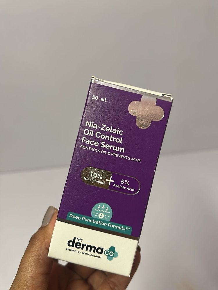 Derma Co Nia-Zelaic Face Serum