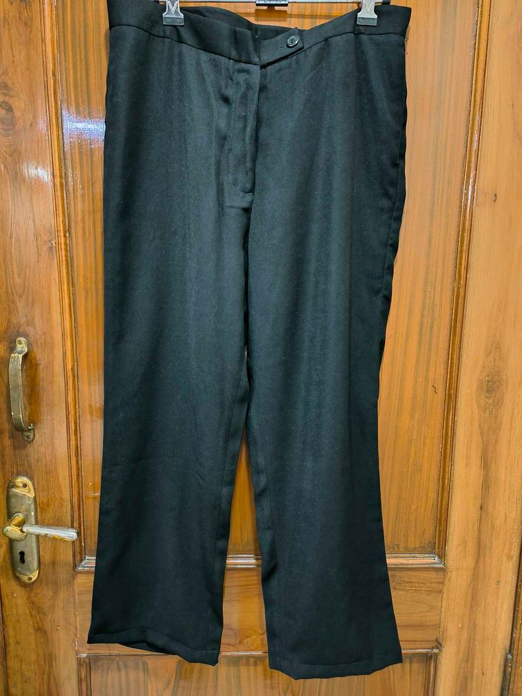 Casual trousers 🖤