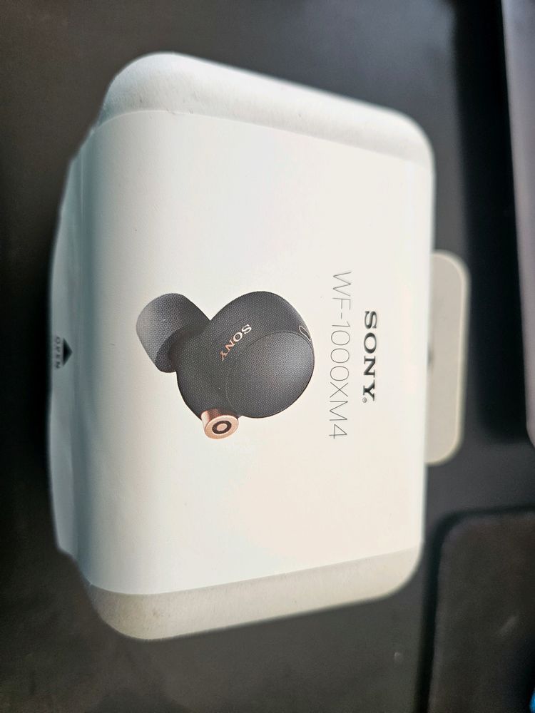 SONY XM4 Earbuds