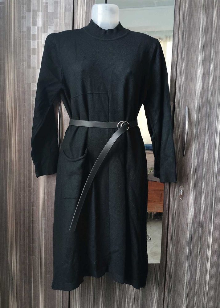 Chic Black Midi Dress