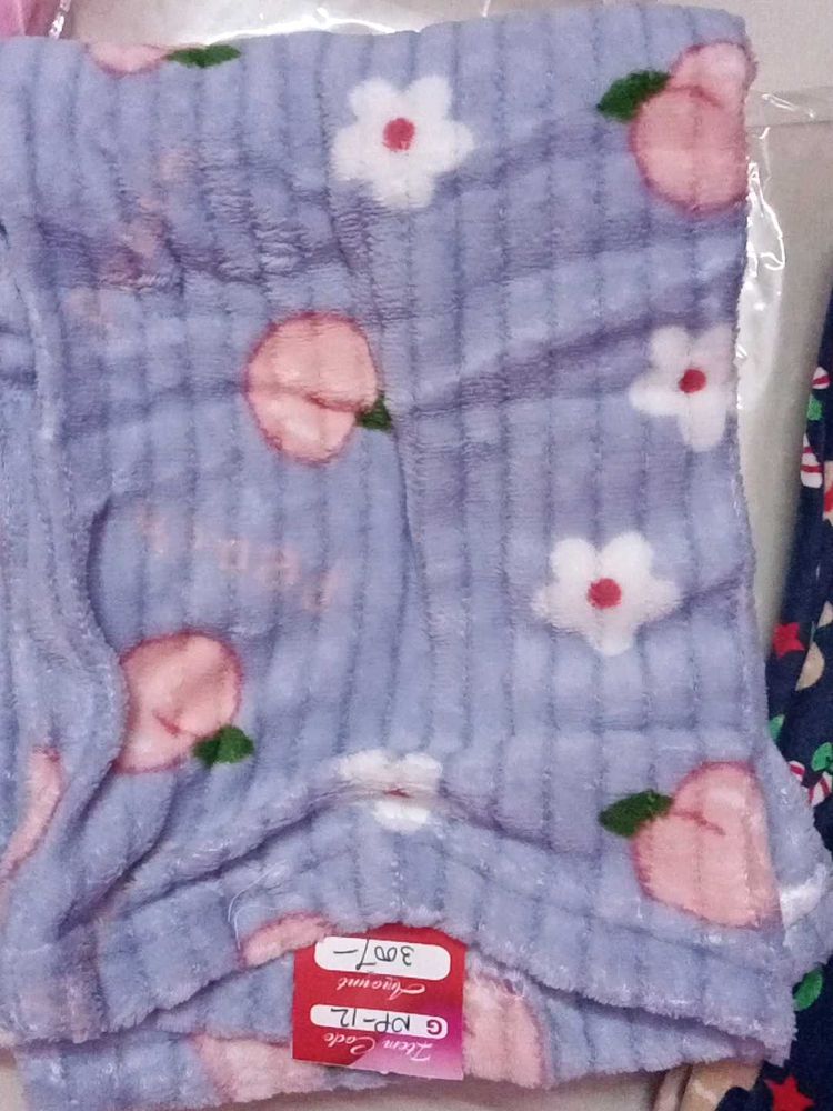 get these woolen pants @300/ piece