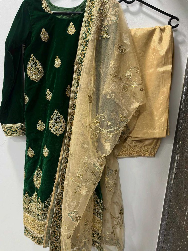 Velvet Embroidered Pant Suit