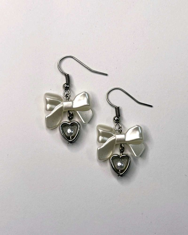 Handmade Beaded Pearl Bow Earrings with Heart