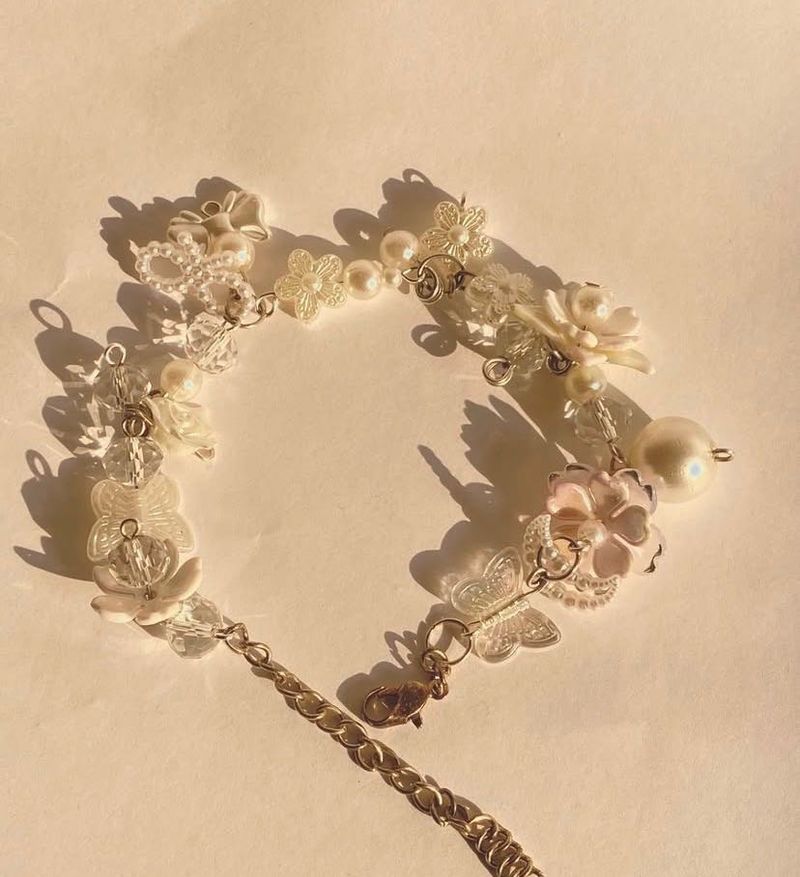 *handmade* Floral Charm Bracelet