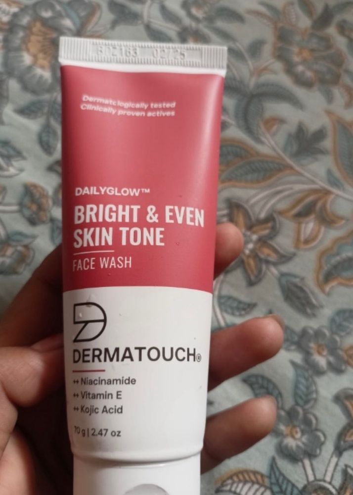 Dermatouch Bright And Even Skin Tone Face Wash