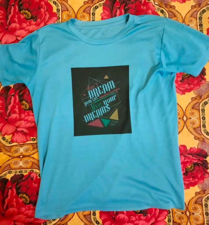 T Shirt For Buys M Size