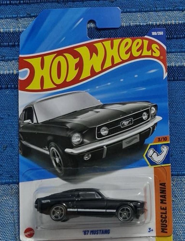 67 MUSTANG J case 2025 hotwheels