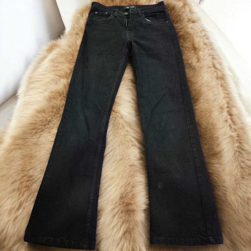 Black Flare Jeans - Retro Style