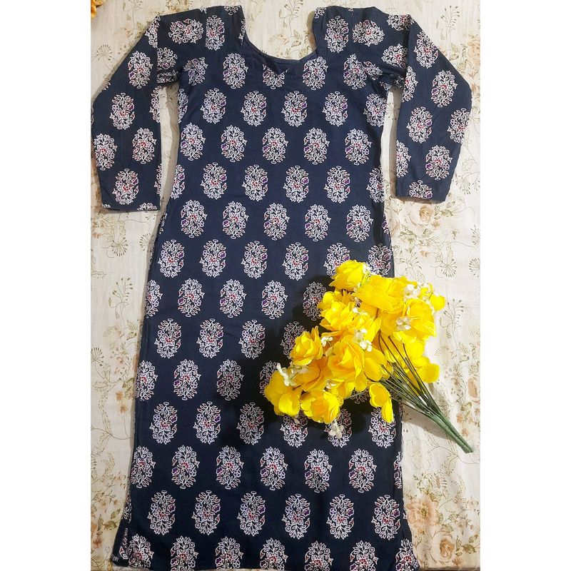 Women&#39;s Stylish Navy Blue Kurti