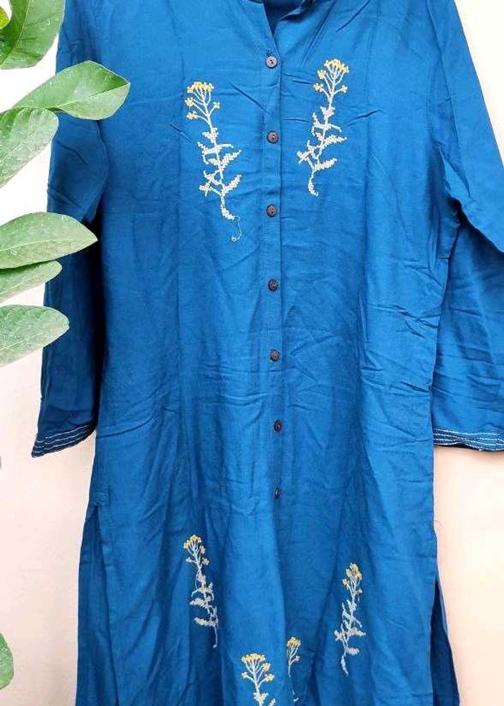 Blue Floral Embroidered Tunic Kurti