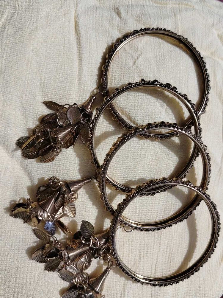 4 Set Of Bangles