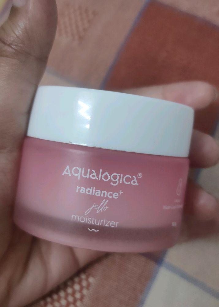 Skin care: Acqalogica Jello Moisturizer For Oily Skin
