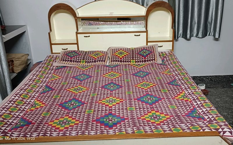 Double Bed With Storage