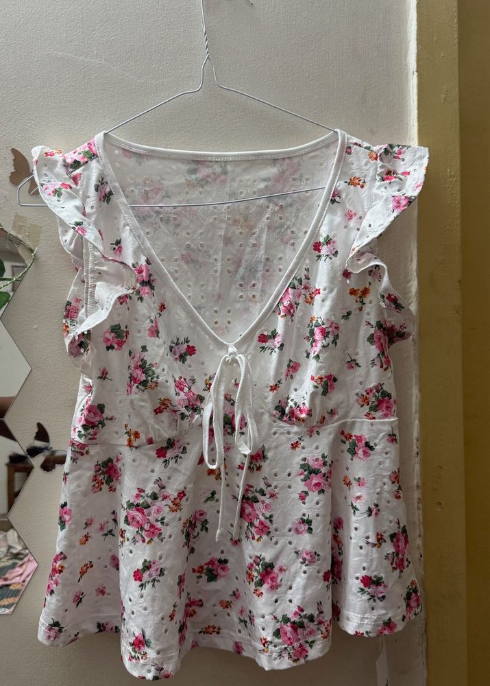 Floral Ruffle Sleeve Top