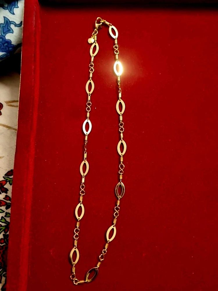 Gold Oval Link Chain Necklace