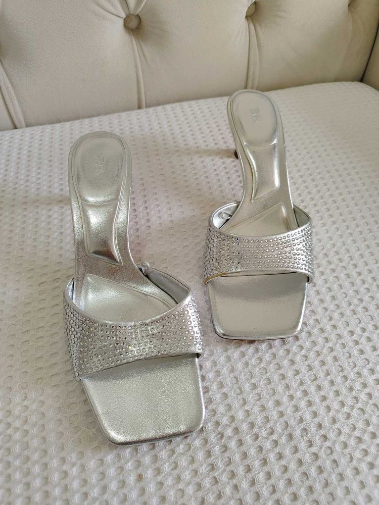 Sliver Zara Sandals