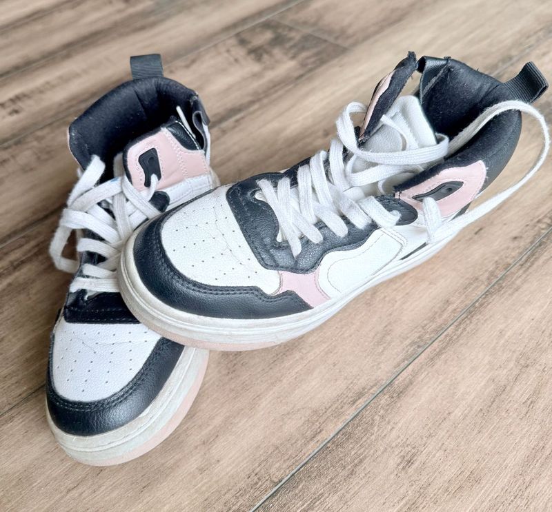 Zara High Top Sneakers with contrast