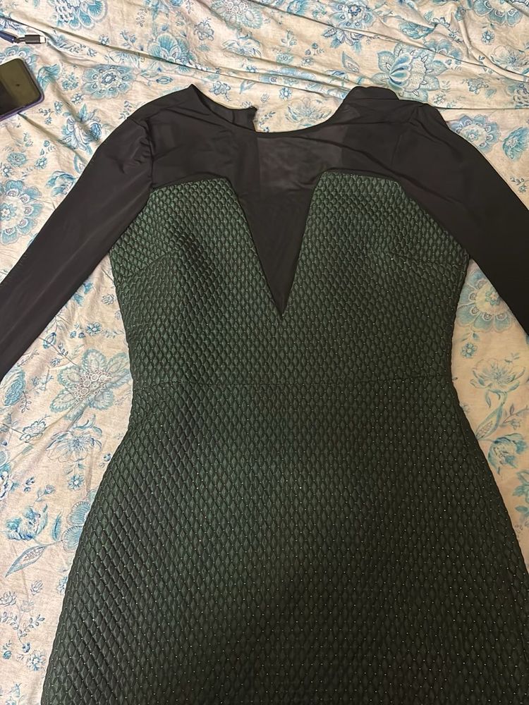 KAZO Luxe Green Georgette One-Piece – Black Long S
