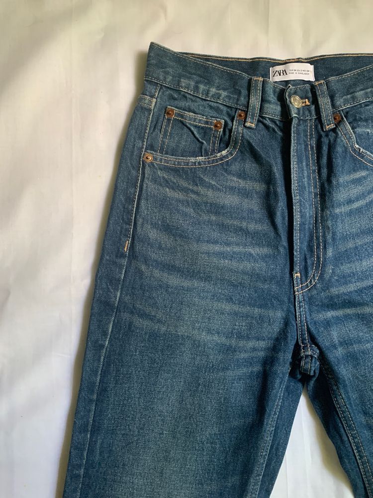 Price Drop!! ZARA vintage blue straight denim