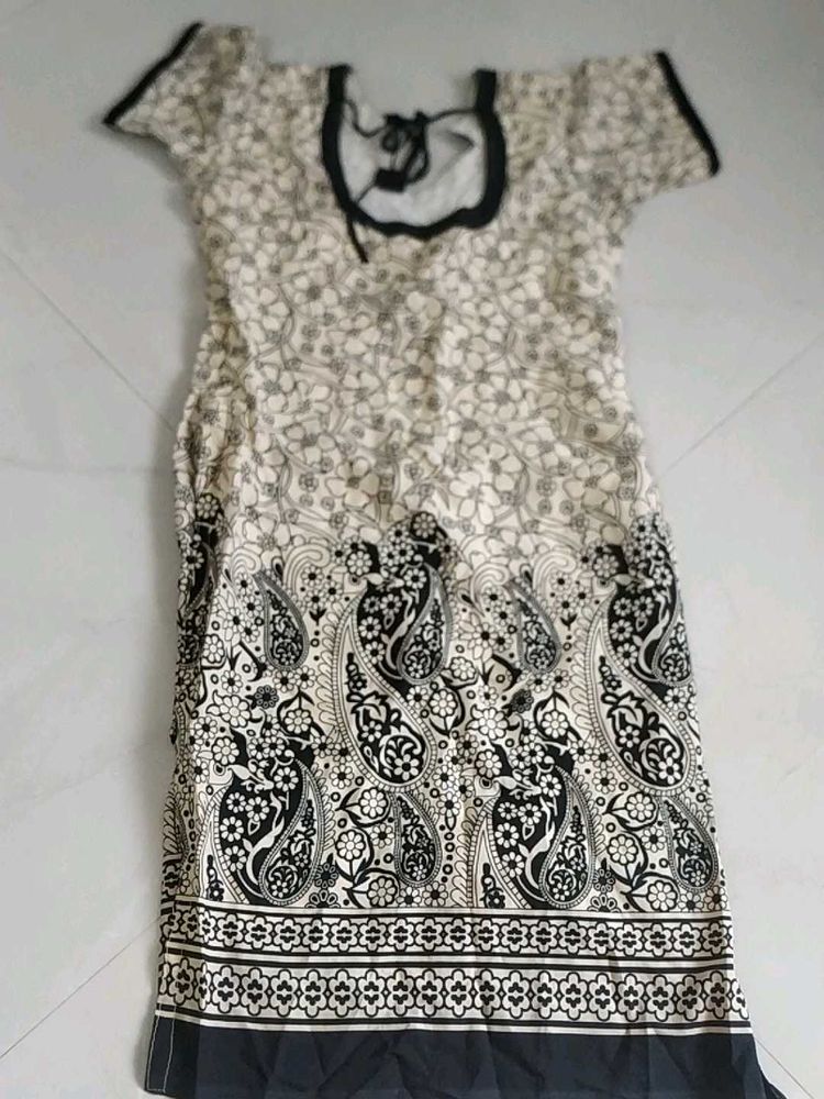 Floral Paisley Print Kurti