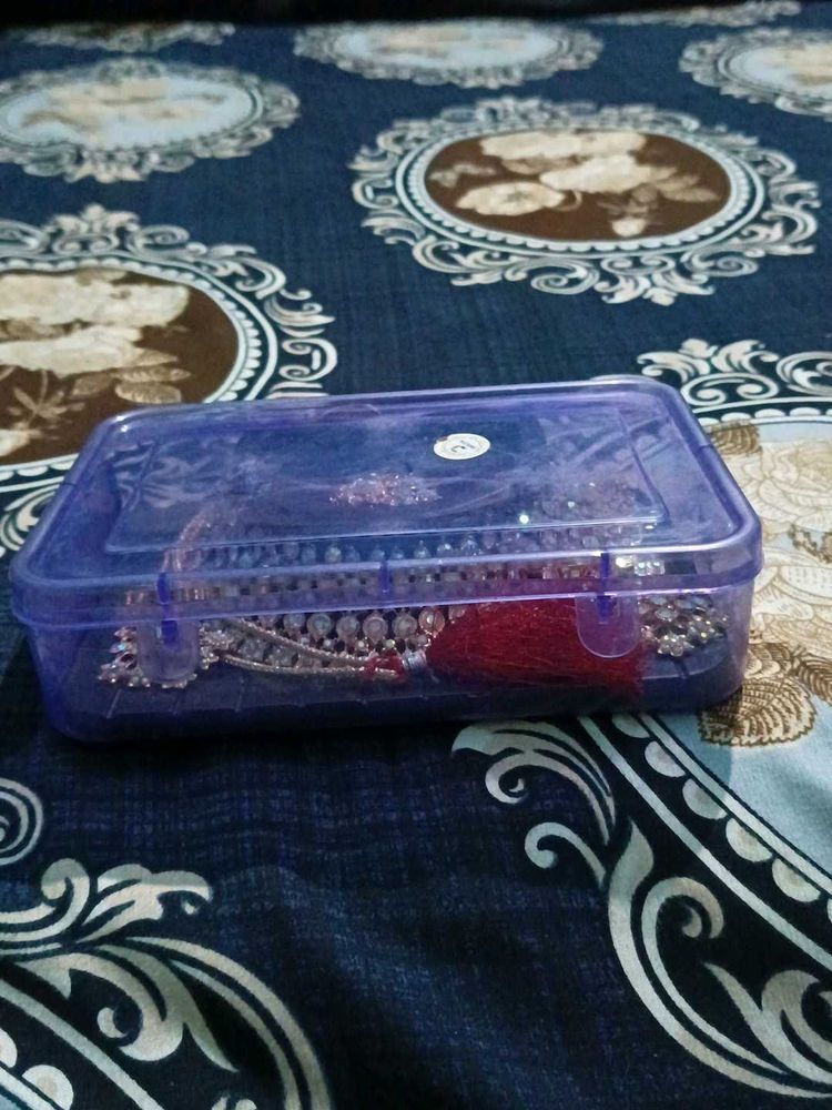 Jewelry Set in Case