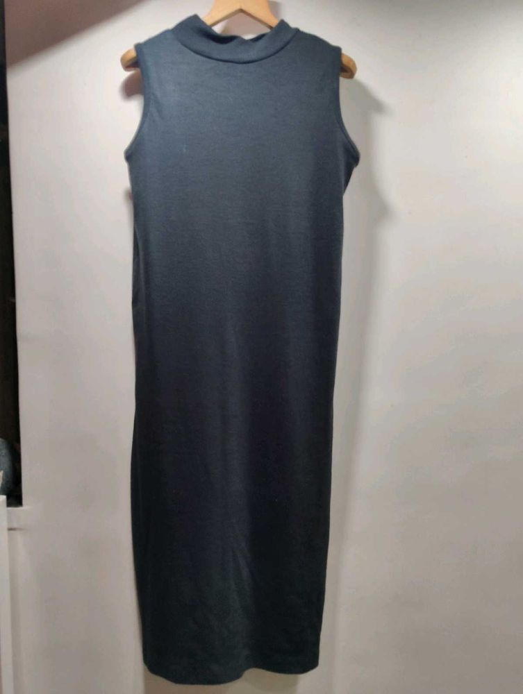 Sleeveless Midi Dress