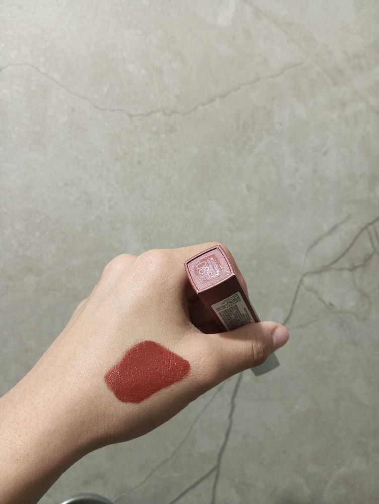 Maybelline Matte Lipstick 🟤