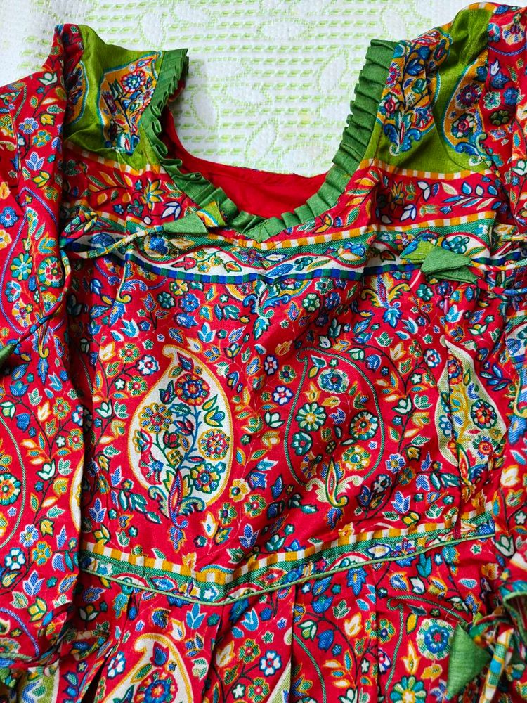 Ethnic gown With Two Side Feeding Zippers
