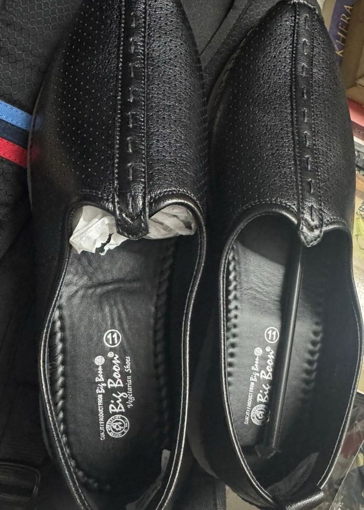 Stylish Black Ethnic Shoes