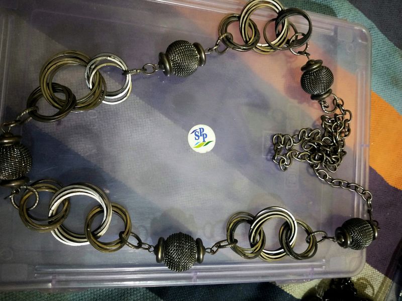 Metelic Necklace