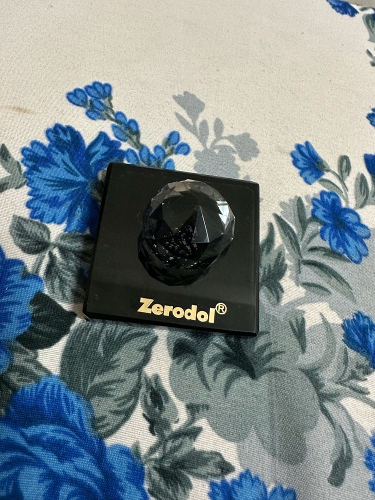 Unused Paper Weight Holder